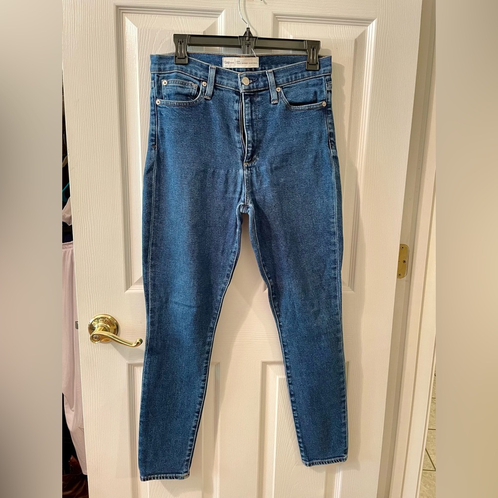 Gap True Skinny High Rise Size 29R